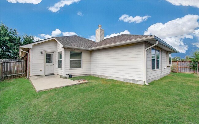 Building Photo - 5003 Riverbridge Ct