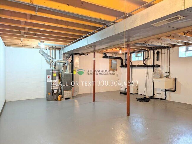Building Photo - 3275 Myersville Rd