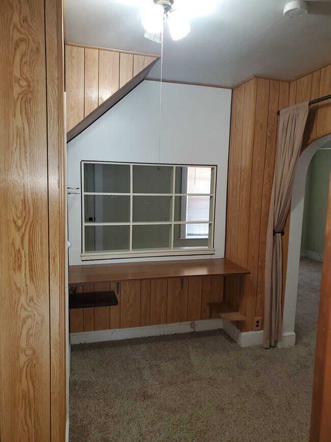 Building Photo - 8920 NE Davis St