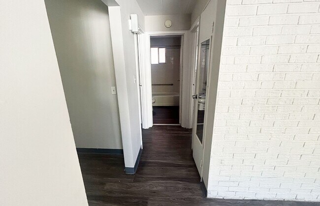 Building Photo - 331 Shiloh St