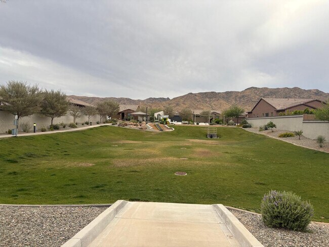 Building Photo - 1649 W la Mirada Dr