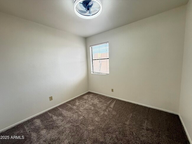 Building Photo - 611 W 13th St