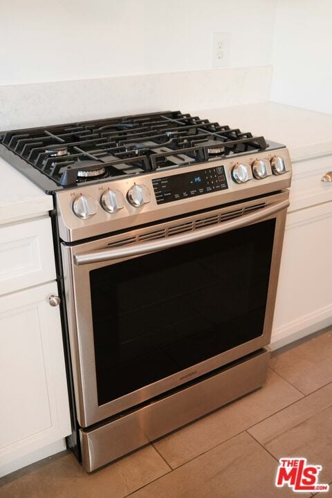 Building Photo - 466 1/2 N Gardner St