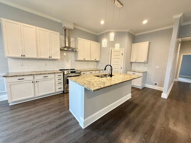 Building Photo - Elegant 4-bedroom in Bullard Creek Ranch!