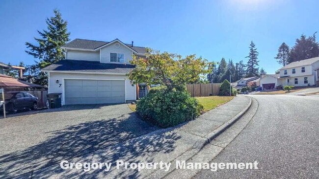 Building Photo - 7 60th Pl SE