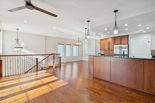 Building Photo - 934 W Huron St