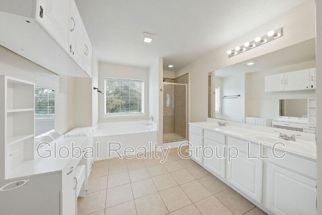 Building Photo - 10014 Collenback Run