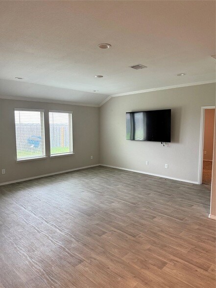 Building Photo - 6807 Green Embers Ln