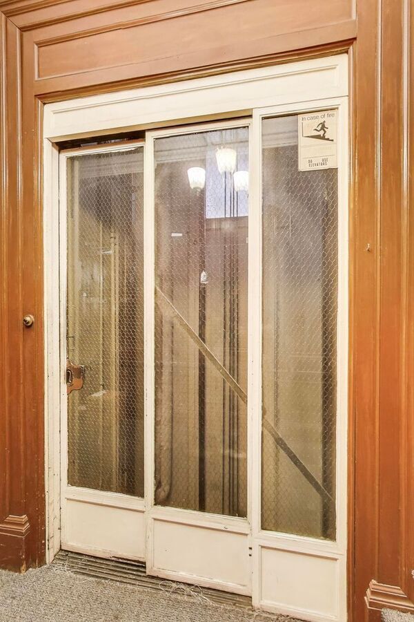 Building Photo - 1600 California St