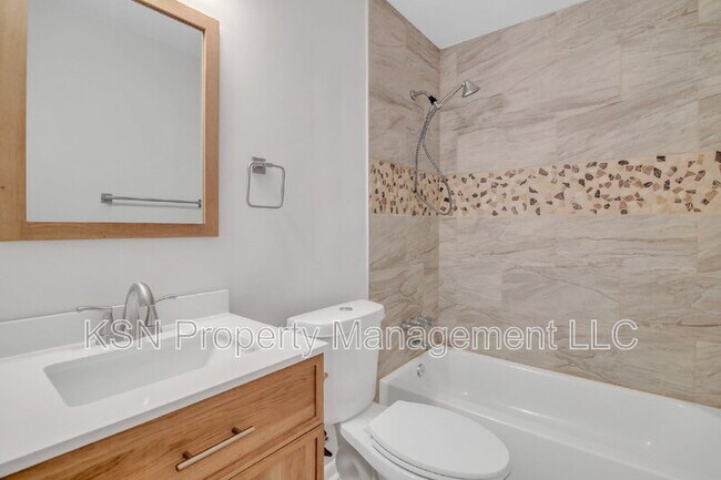 Building Photo - 208 Tech Dr