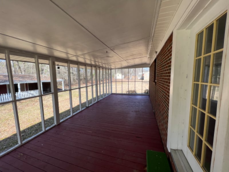 Building Photo - 2840 Shady Ln W