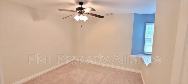 Building Photo - 2894 Donaldson Dr