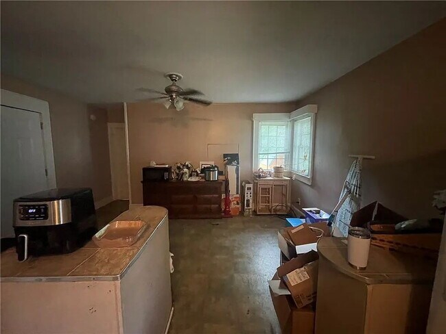 Building Photo - 3 Bed, 1 bath in Westminster