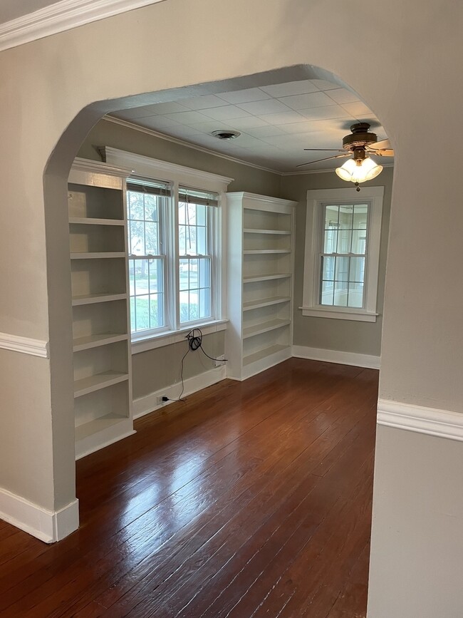 Building Photo - 1700 Riverside Ave