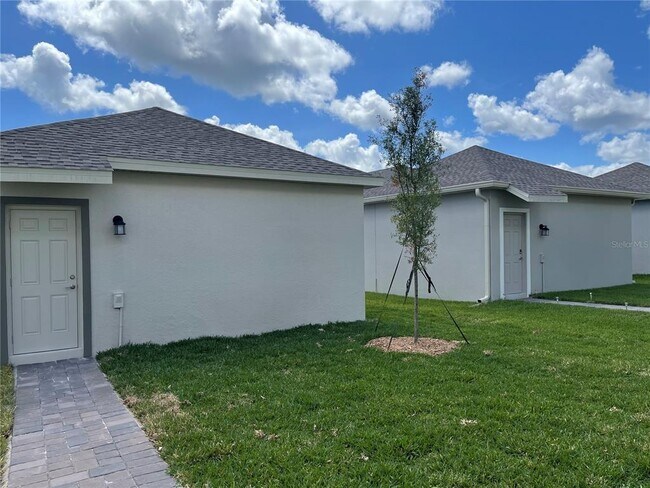 Building Photo - 213 Gentle Breeze Ln