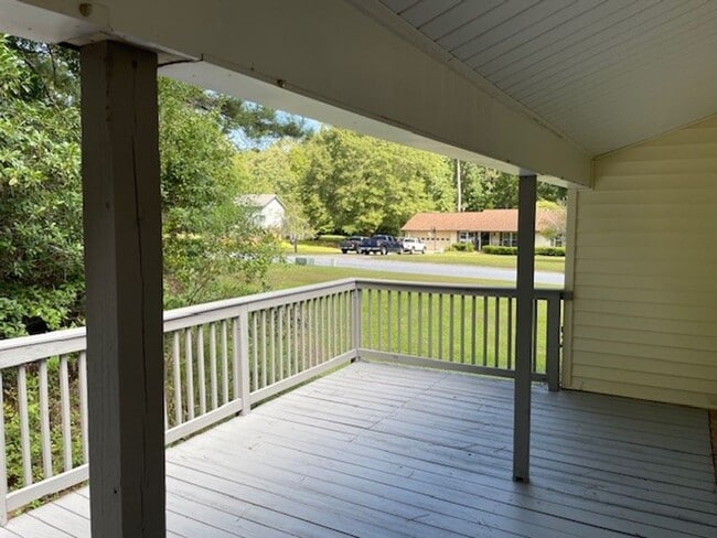 Building Photo - 705 Georgia Ave