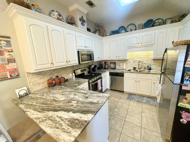 Building Photo - Beautiful Germantown School District Home in Ashbrooke