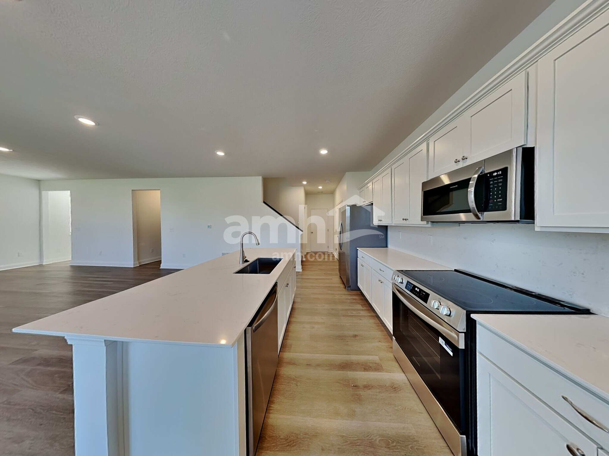 Building Photo - 206 Rustic Barn Ct