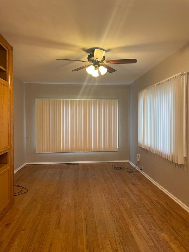 Building Photo - Single Family Home in East Sacramento