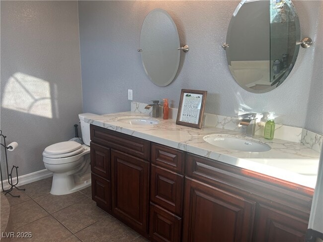 Building Photo - 8696 Ivy Glen Cir