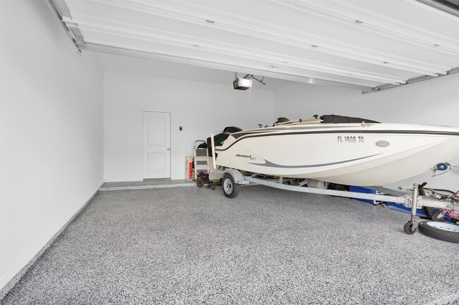 Building Photo - 28100 Rocky Heights Dr