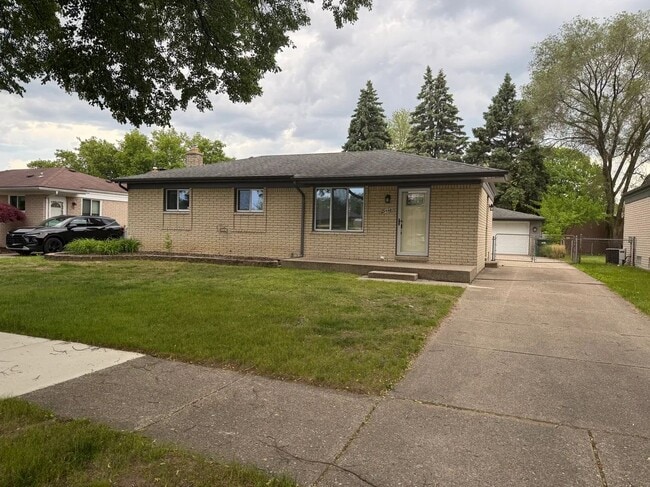 Primary Photo - 13444 Melanie Dr
