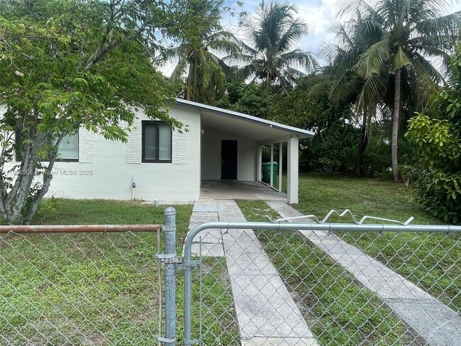 Building Photo - 891 NW 33rd Terrace