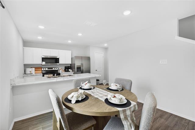 Building Photo - 3533 Silver Springs Ct