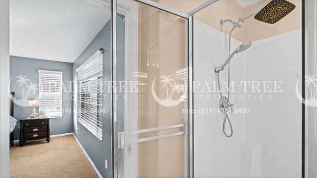 Building Photo - 1811 Greenfield Dr