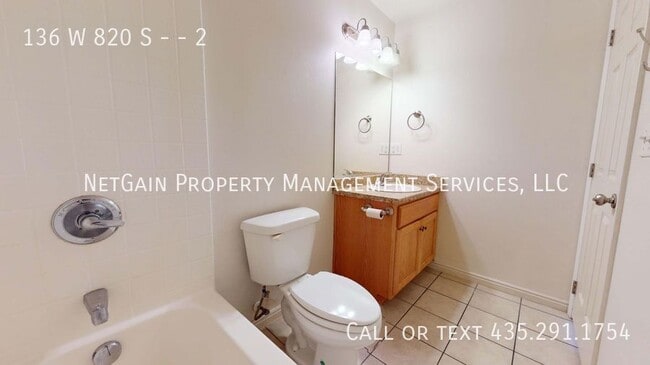 Building Photo - 136 W 820 S