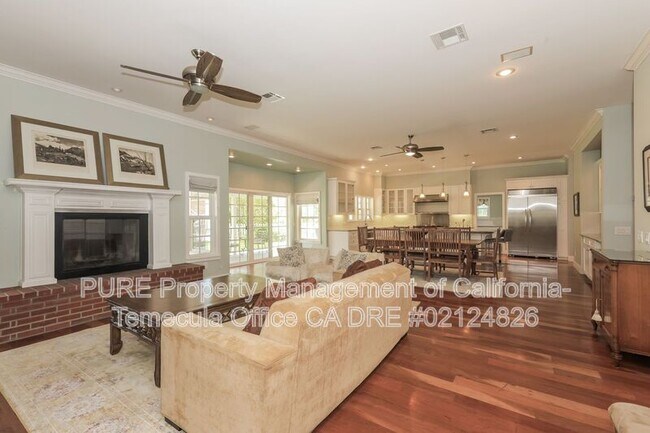 Building Photo - 36475 Avenida La Cresta