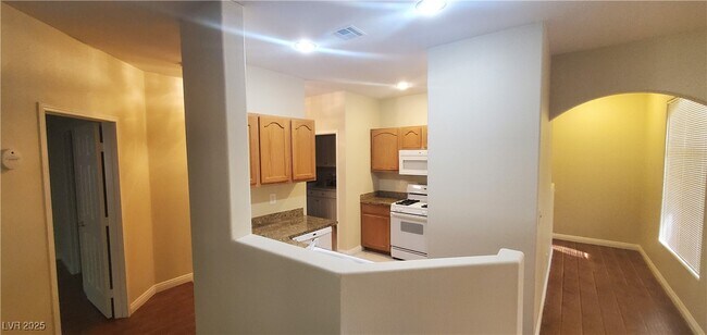 Building Photo - 2050 W Warm Springs Rd