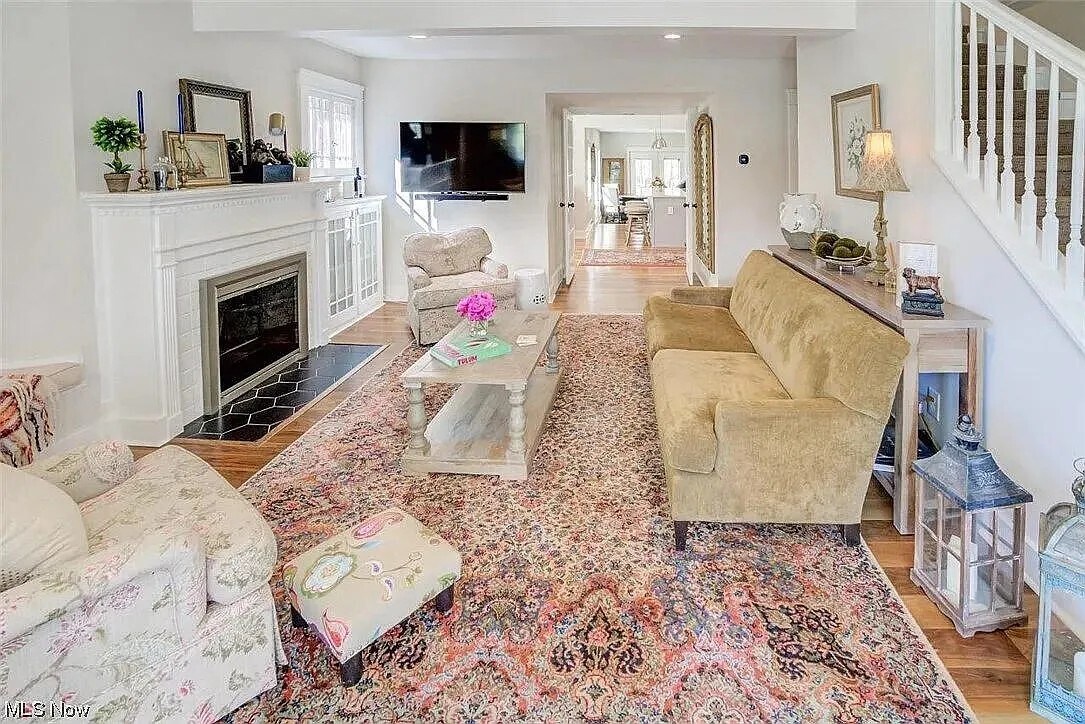 Building Photo - 343 E Garfield Rd