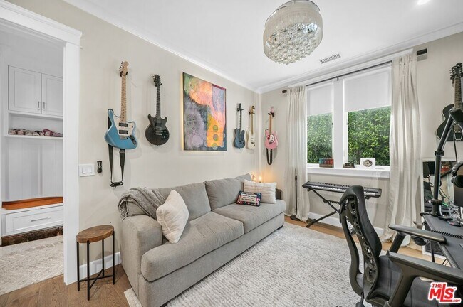 Building Photo - 12345 Huston St