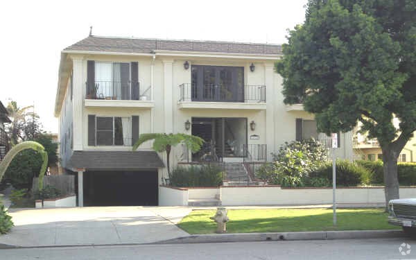 Primary Photo - 12740 Venice Blvd