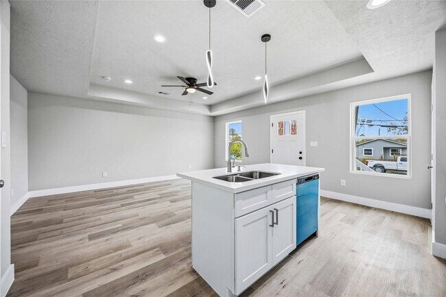 Building Photo - 8512 Farqueson St