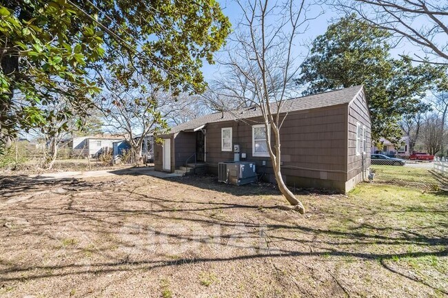 Building Photo - 5832 Court Q