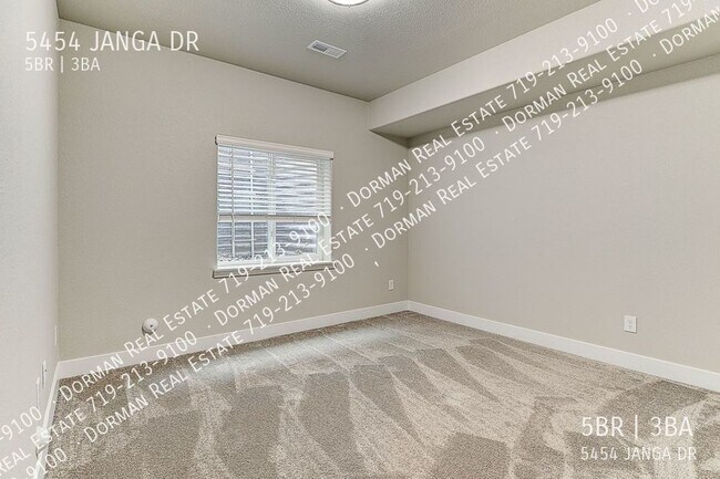 Building Photo - 5454 Janga Dr