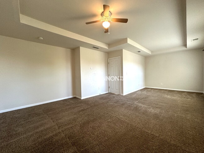 Building Photo - 4 Bed 2.5 Bath in Old Stone Crossing