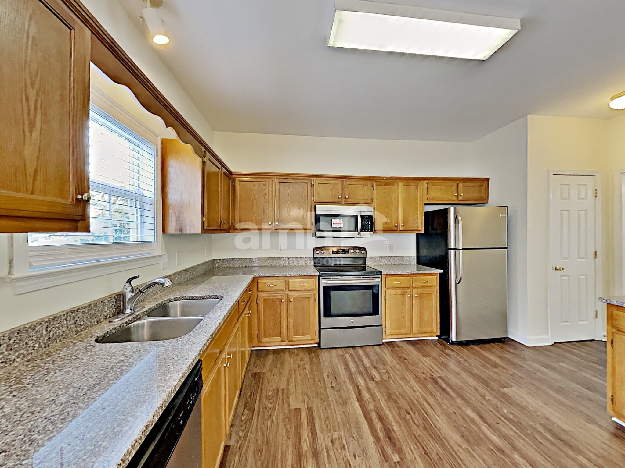 Building Photo - 2659 Hansford Dr