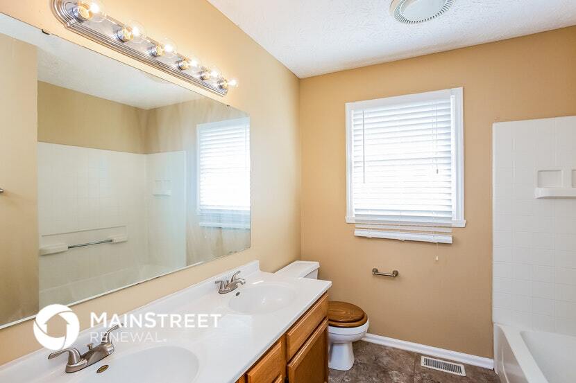 Building Photo - 3735 Crickwood Dr