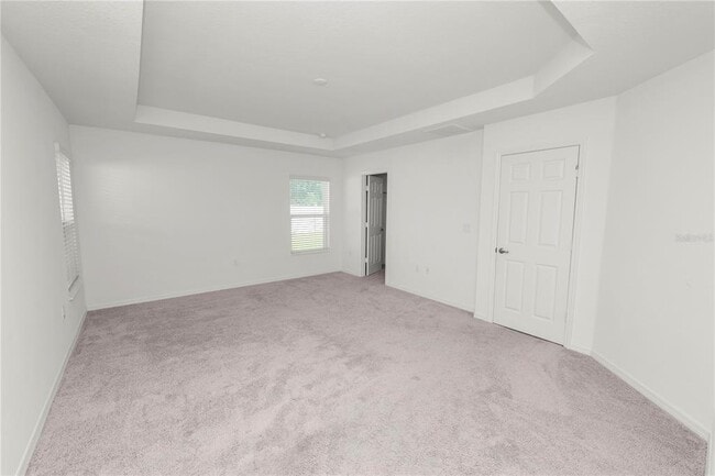 Building Photo - 2547 Zachary Taylor Wy