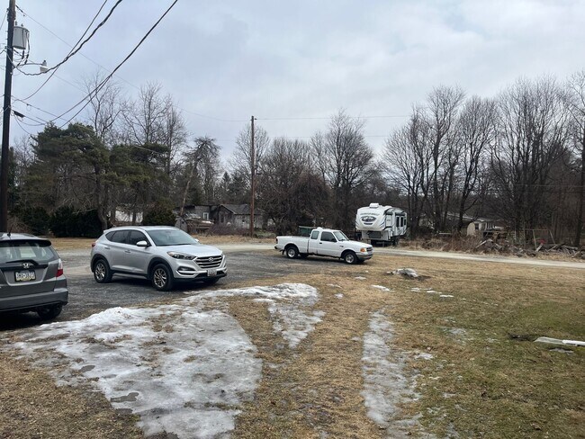 Building Photo - 15413 Norwood Ave