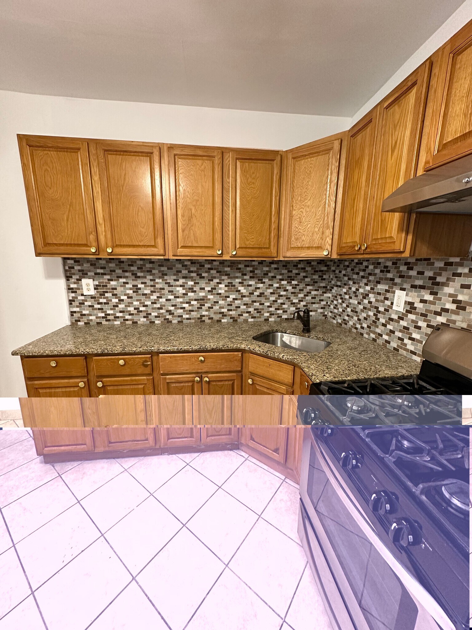 Building Photo - 3185 Tulip St