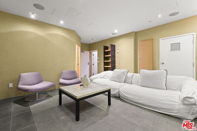 Building Photo - 1719 Appian Wy