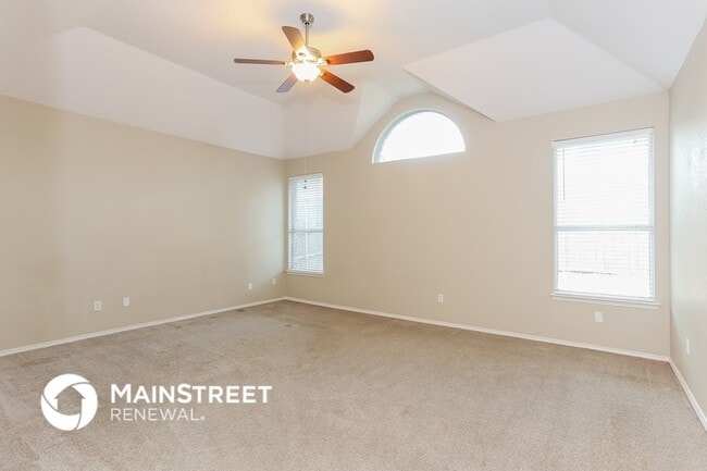 Building Photo - 513 Mulberry Ln