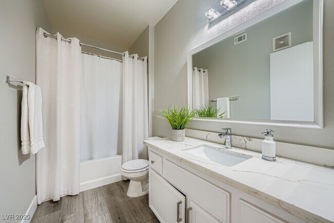 Building Photo - 9050 W Warm Springs Rd