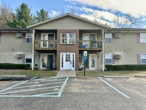 Building Photo - 517 136th Ave