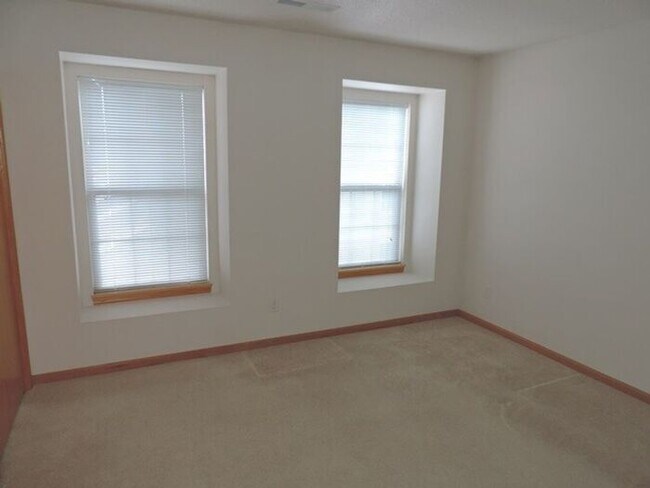 Building Photo - $1,395 | 2 Bedroom, 2 Bathroom Condo | No Pets* | Available for August 1st, 2026 Move In!