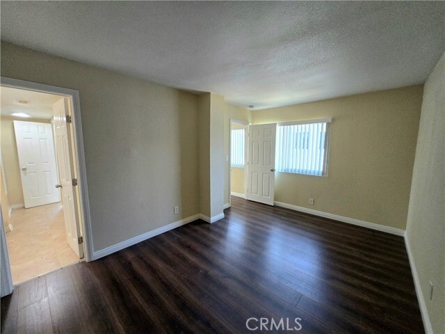 Building Photo - 308 N Camellia Ave